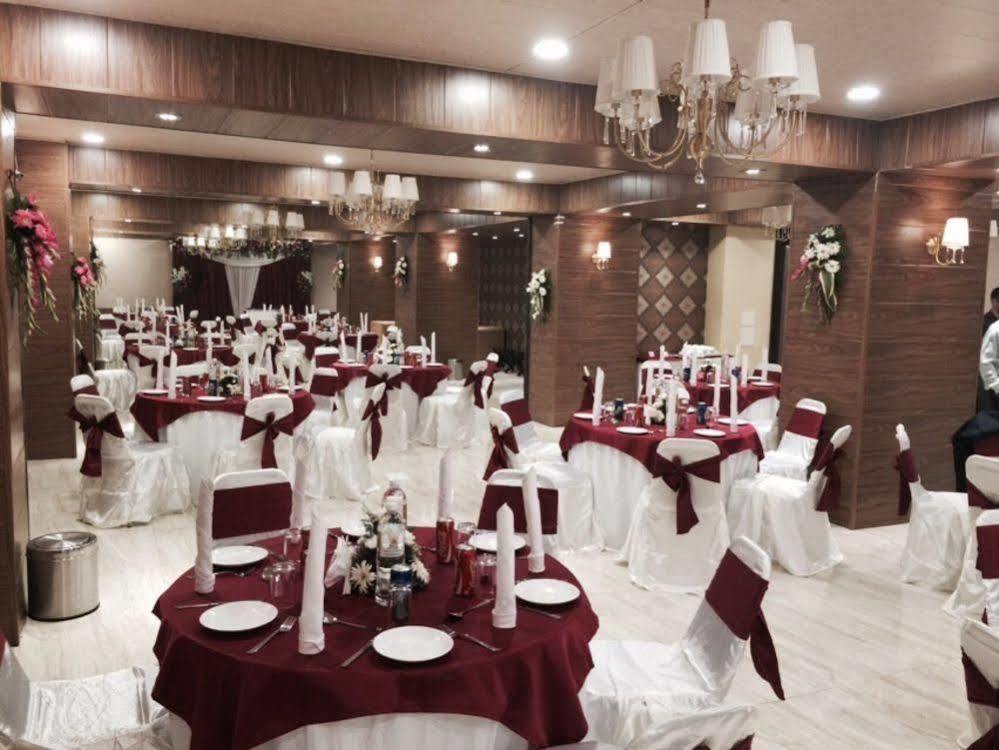 Hotel Pine Spring Wazir Bagh Srīnagar Extérieur photo